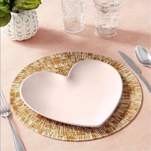 4-Opalhouse Melamine Heart Shaped plate Set